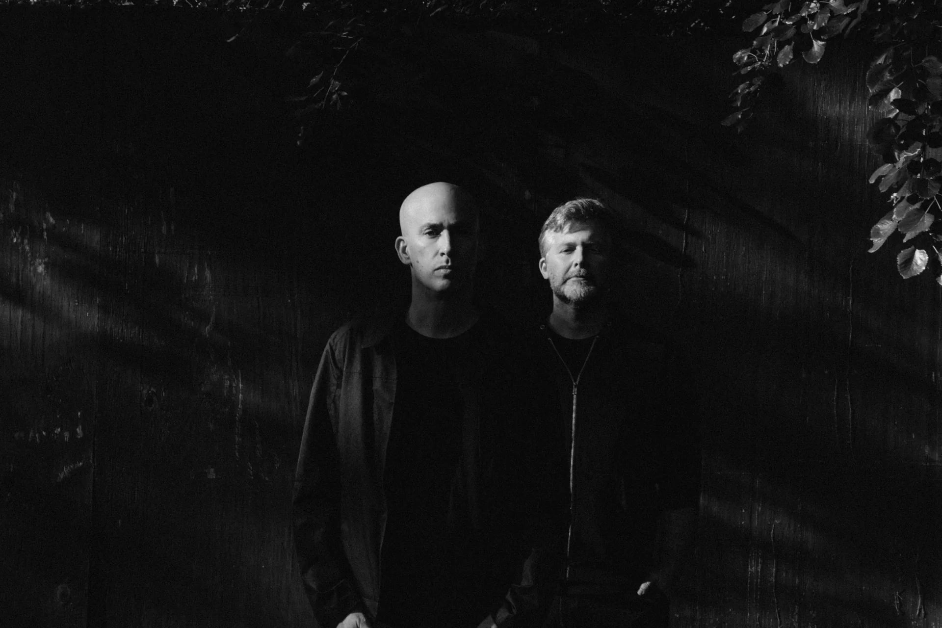 Au Suisse Announce Debut Record